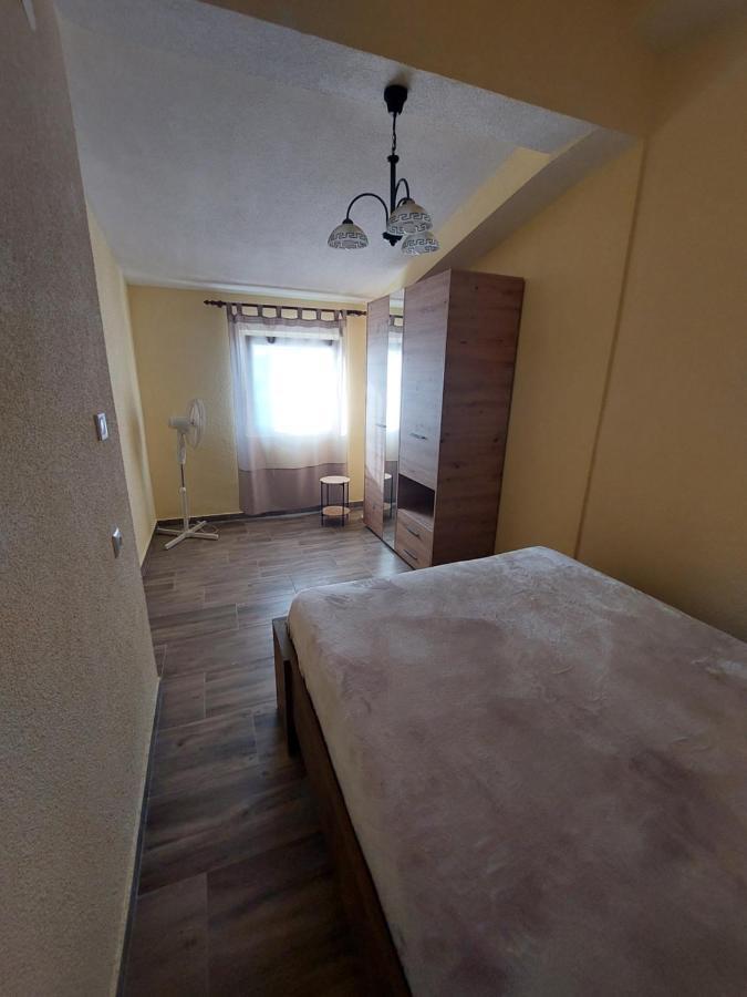 Apartmani Piskoric Vir Exteriör bild